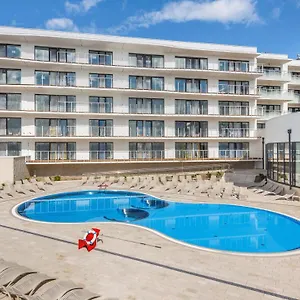 Apartment Sun & Snow Polanki Aqua Z Basenem, Kolberg